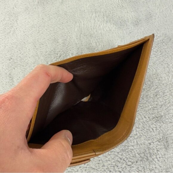 Gucci Jackie Mustard Yellow Leather Wallet with Bag - Picture 16 of 16